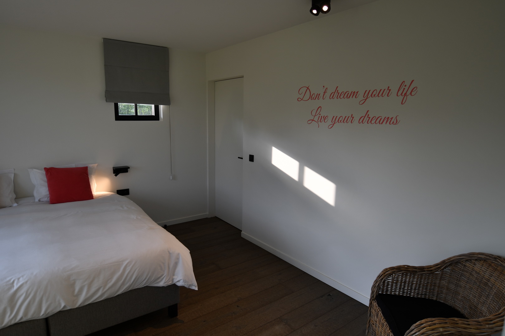 Slaapkamer 2 (mindervaliden kamer) | Vakantiehuis Knus